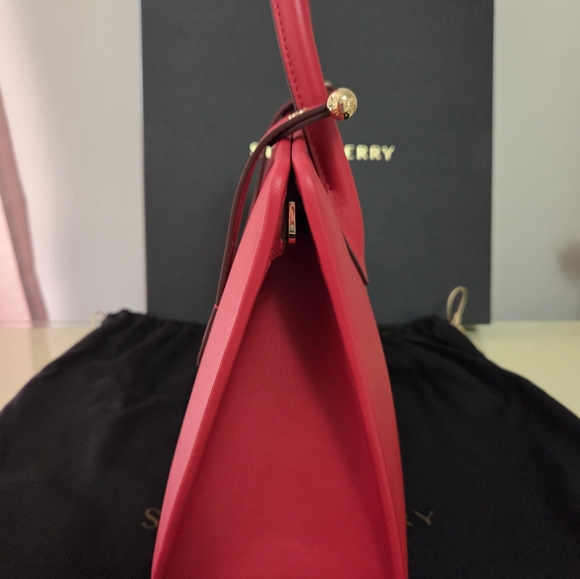 STRATHBERRY MIDI TOTE IN RUBY - Picture 5 of 9